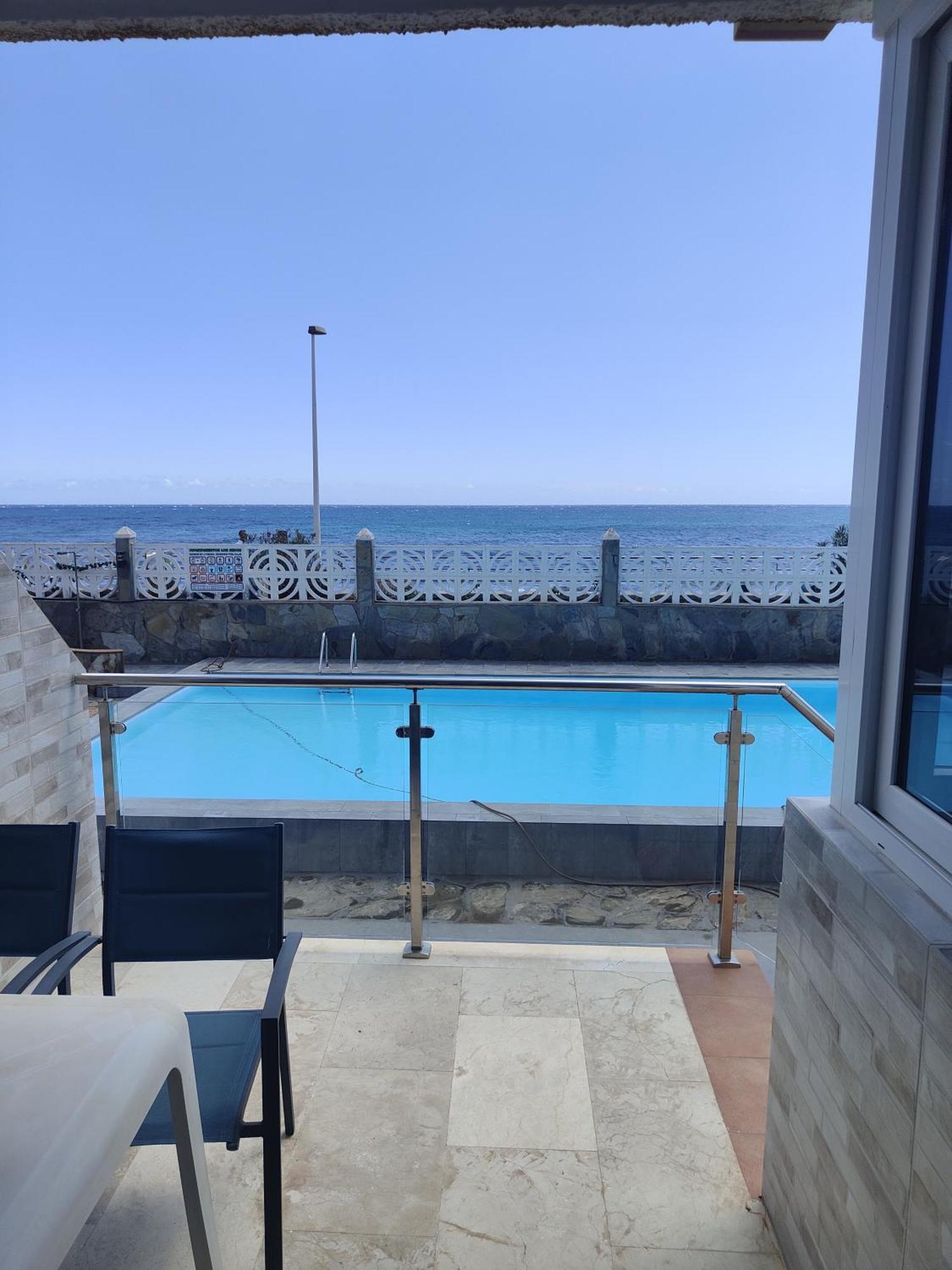 Los Nidos San Bartolomé エクステリア 写真