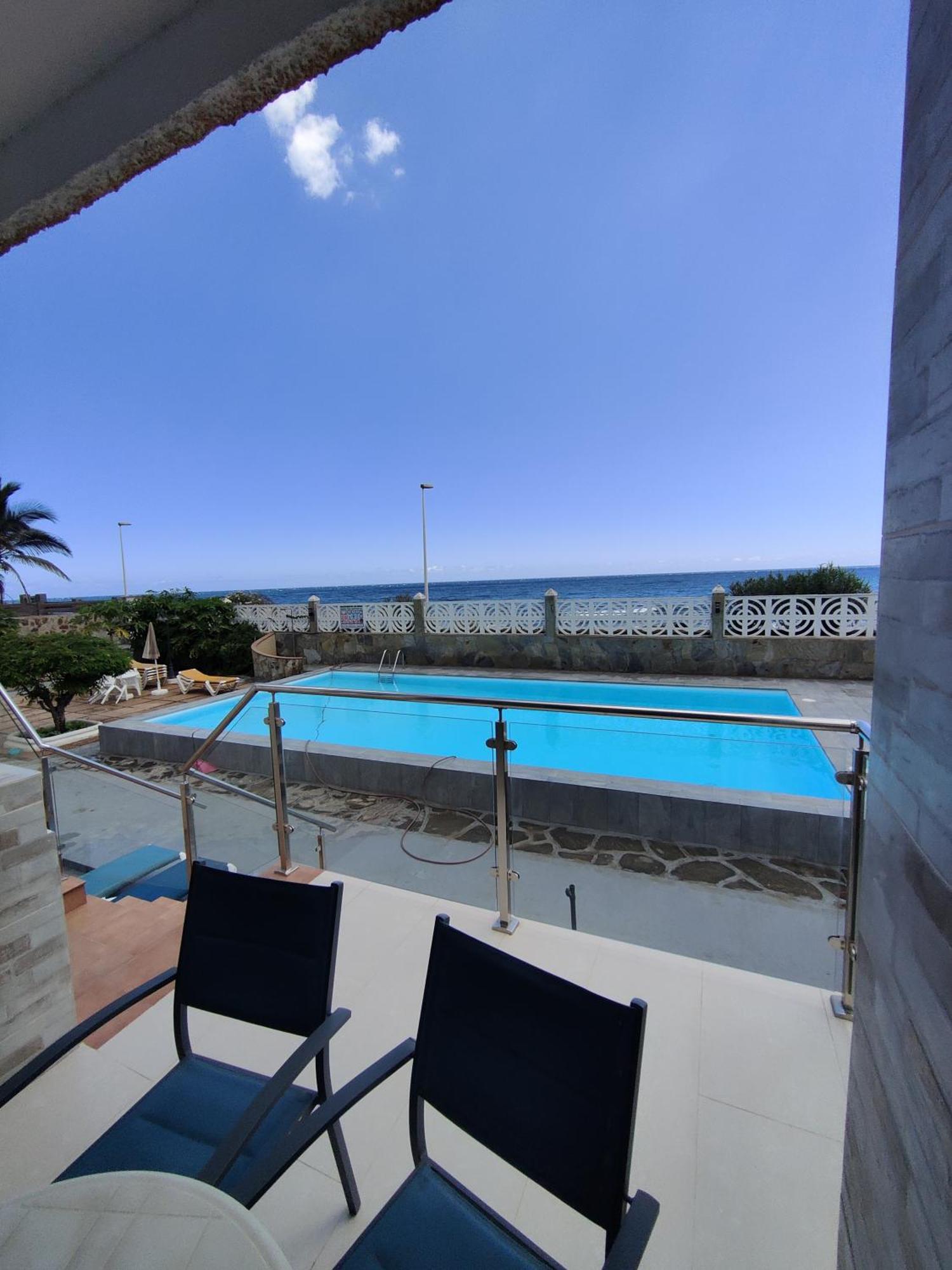 Los Nidos San Bartolomé エクステリア 写真
